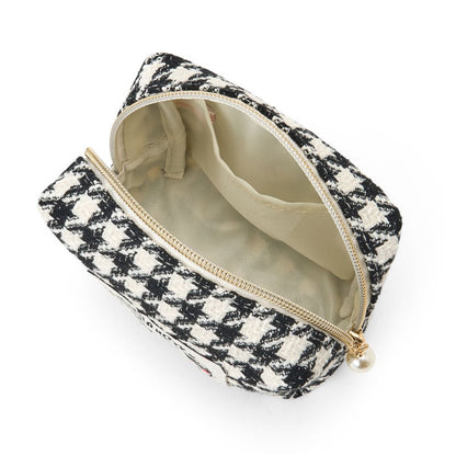 Sanrio Hello Kitty  Pouch (black and white girly twin coordinate)