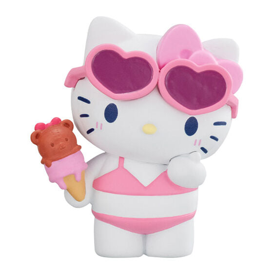 Play Gashapon! Sanrio Characters Pool with Everyone Figure